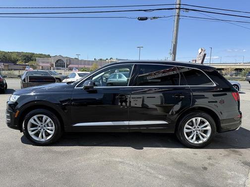 2017 Audi Q7 3.0T Premium