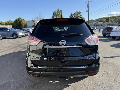 2015 Nissan Rogue SL