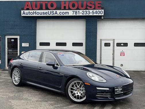 Dark Blue Metallic 2015 Porsche Panamera 4S Executive