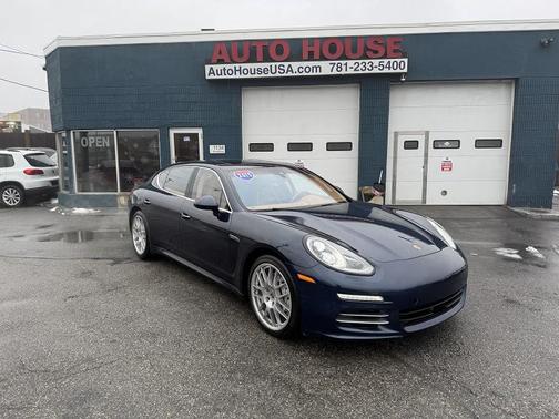 2015 Porsche Panamera 4S Executive