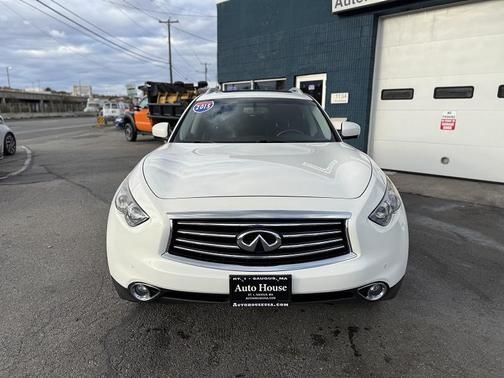 2015 INFINITI QX70 Base