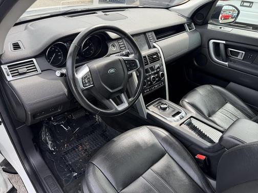 WHITE 2019 Land Rover Discovery Sport HSE