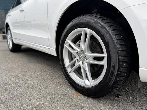 2017 Audi Q5 2.0T Premium Plus