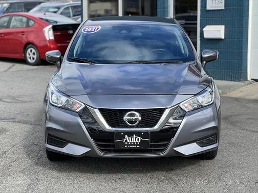 2021 Nissan Versa 1.6 SV