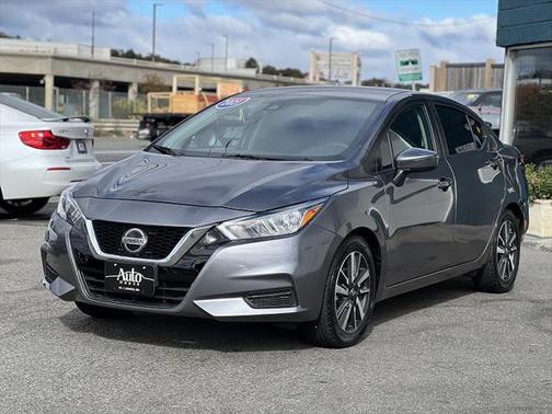 2021 Nissan Versa 1.6 SV