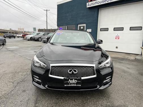 2014 INFINITI Q50 Premium