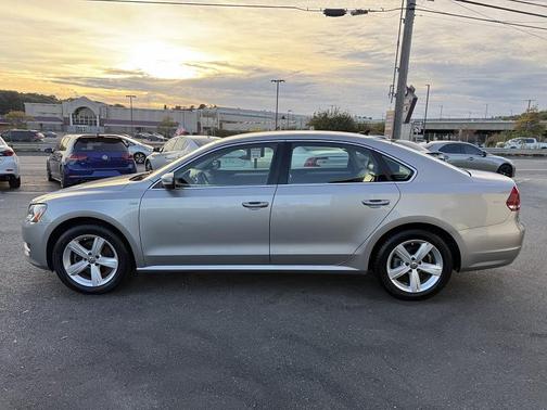 2014 Volkswagen Passat 1.8T S