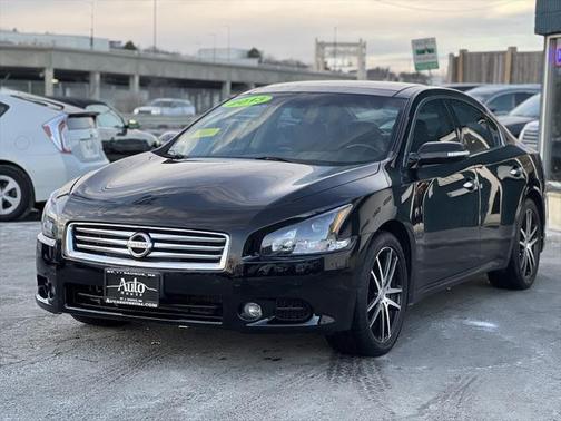 2013 Nissan Maxima SV