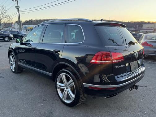 2017 Volkswagen Touareg V6 Executive