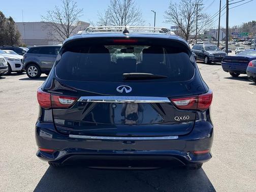 2017 INFINITI QX60 Base