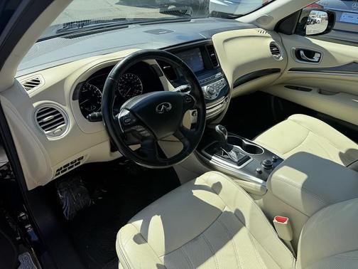 2017 INFINITI QX60 Base