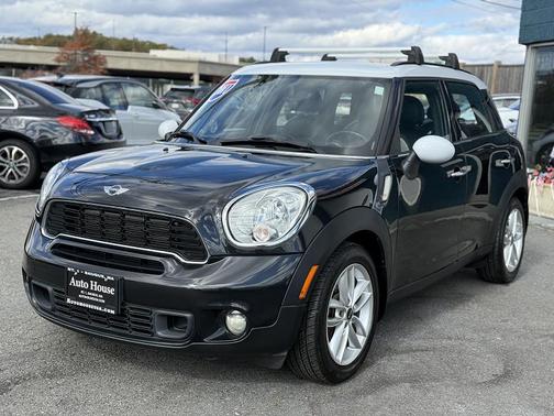 2011 MINI Cooper S Countryman Base