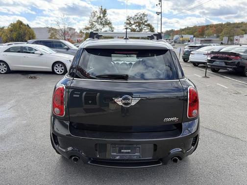 2011 MINI Cooper S Countryman Base