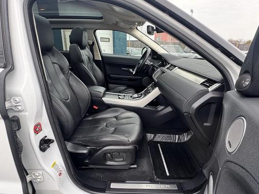 2015 Land Rover Range Rover Evoque Pure