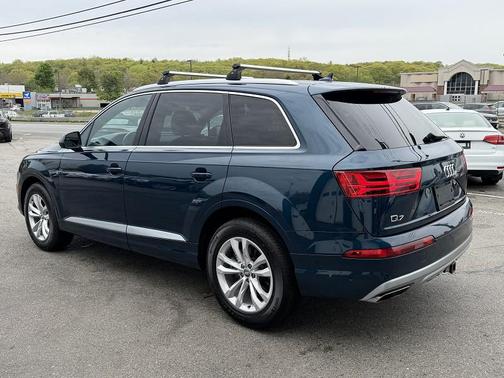 BLUE 2019 Audi Q7 55 Premium Plus