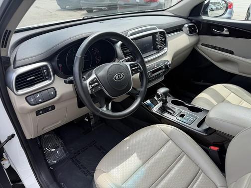 Snow White Pearl 2020 Kia Sorento EX