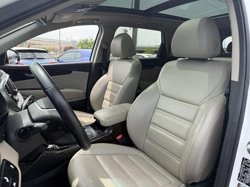 Snow White Pearl 2020 Kia Sorento EX