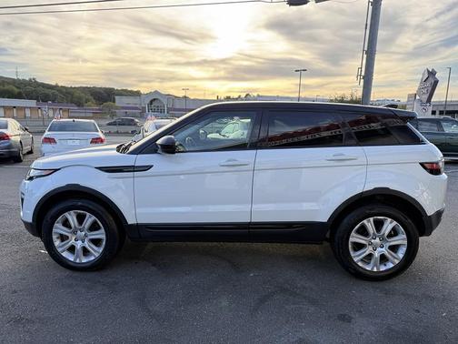 2017 Land Rover Range Rover Evoque SE