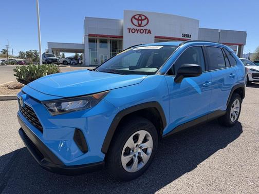 2021 Toyota RAV4 LE
