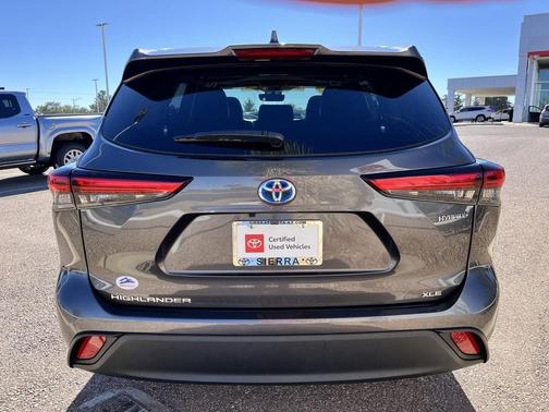 2023 Toyota Highlander Hybrid XLE