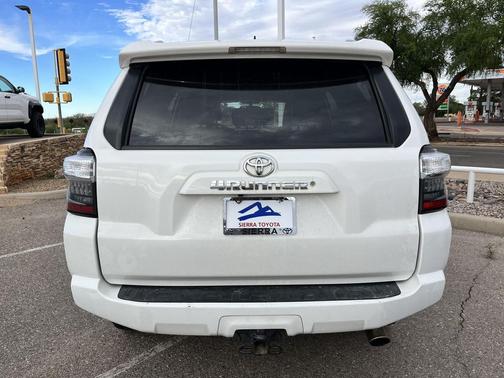 2018 Toyota 4Runner SR5