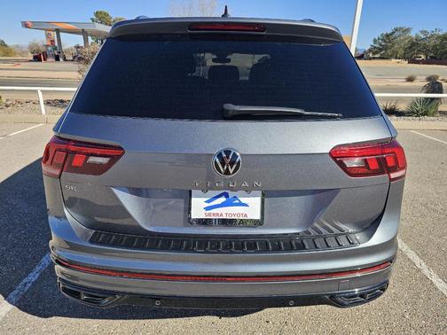 2024 Volkswagen Tiguan 2.0T SE R-Line Black