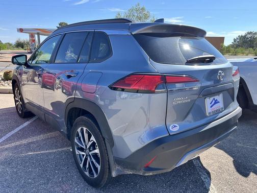 2024 Toyota Corolla Cross XLE