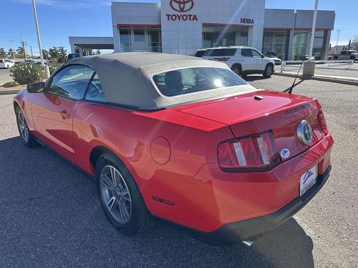 2011 Ford Mustang V6 Premium