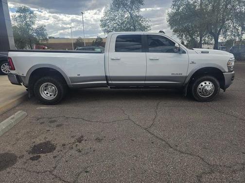2021 RAM 3500 Laramie Crew Cab 4x4 8' Box