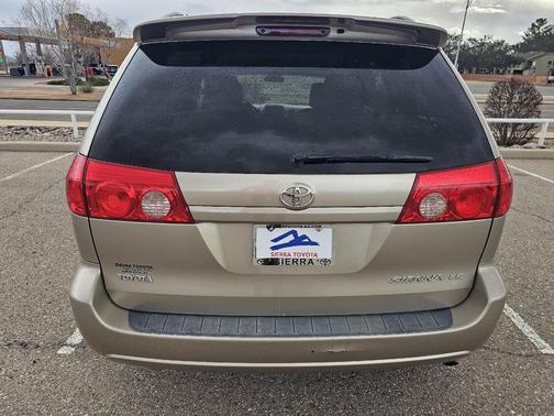 2009 Toyota Sienna LE