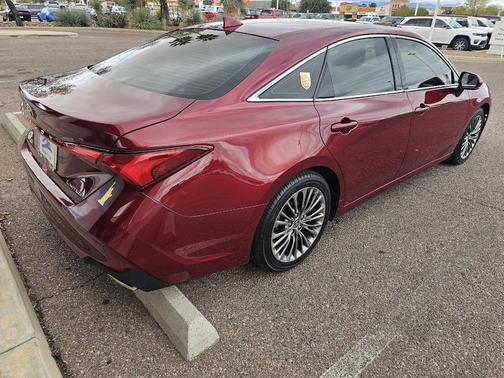2022 Toyota Avalon Limited