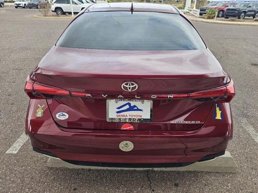 2022 Toyota Avalon Limited