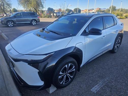 2024 Toyota bZ4X XLE