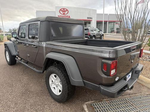 2020 Jeep Gladiator Sport S