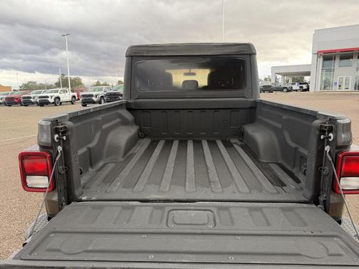 2020 Jeep Gladiator Sport S