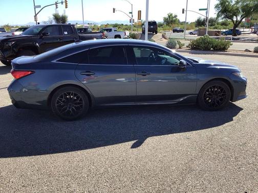 Harbor Gray Metallic 2019 Toyota Avalon Touring
