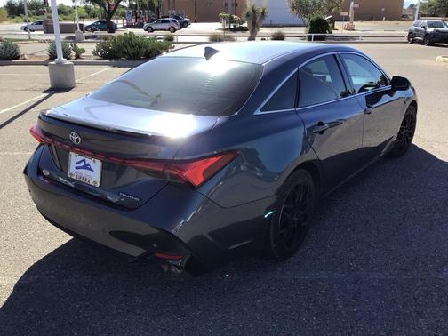 Harbor Gray Metallic 2019 Toyota Avalon Touring