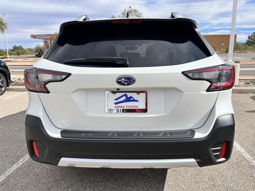 2022 Subaru Outback Touring