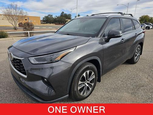 2023 Toyota Highlander XLE