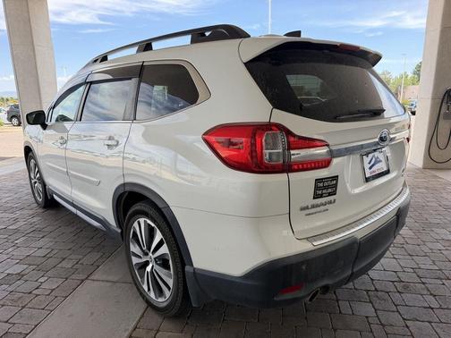 Crystal White Pearl 2019 Subaru Ascent Limited 7-Passenger