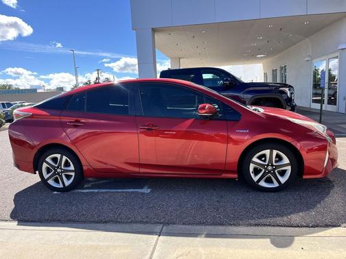 2016 Toyota Prius Three Touring