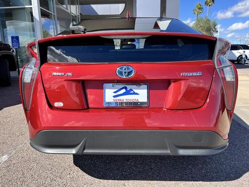 2016 Toyota Prius Three Touring