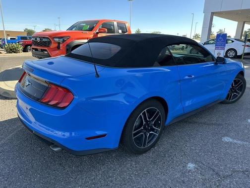 2022 Ford Mustang EcoBoost Premium