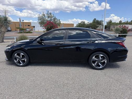 Phantom Black 2023 Hyundai ELANTRA HEV Limited