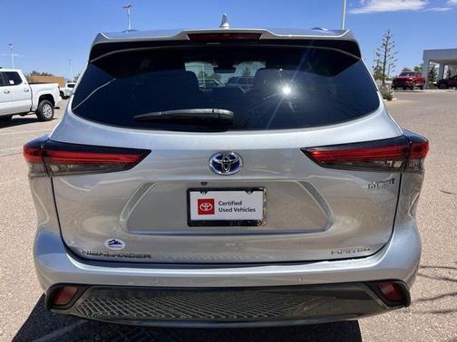 2023 Toyota Highlander Hybrid Limited