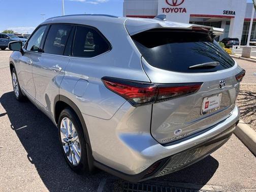 2023 Toyota Highlander Hybrid Limited