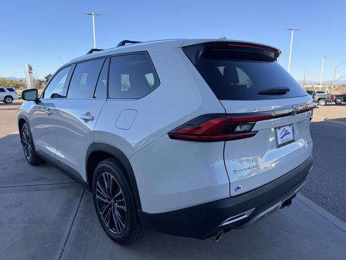 2024 Toyota Grand Highlander Hybrid Limited MAX