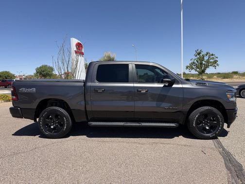 Granite Crystal Metallic Clearcoat 2022 RAM 1500 Big Horn/Lone Star