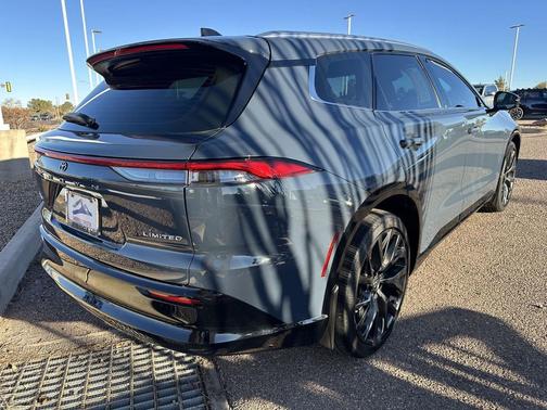 2025 Toyota Crown Signia Limited