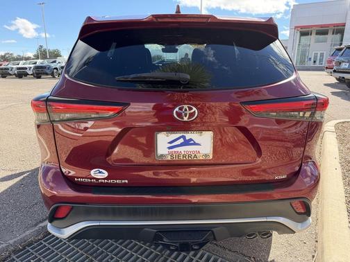 2021 Toyota Highlander XSE